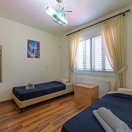 Villa Sunrise 11 Coral Bay Extérieur photo