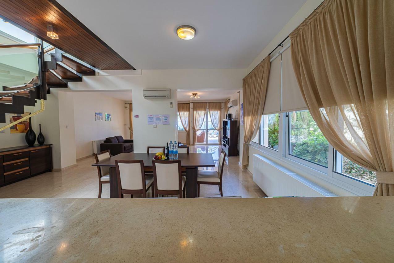 Villa Sunrise 11 Coral Bay Extérieur photo